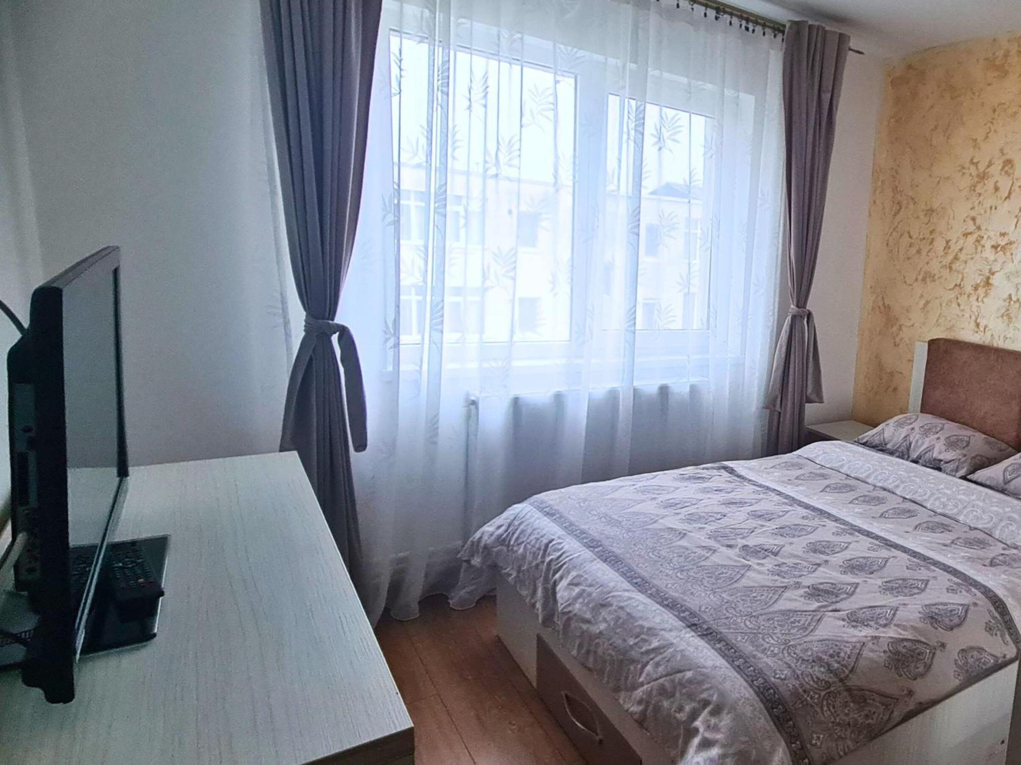 Apartment Cozy Apartment- Zona Centrala Bacău